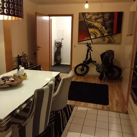 Tolle Private 2-zimmer Im Szene Berlin-friedrichshain Berlín