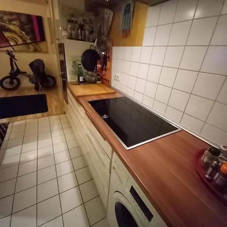 Apartamento Tolle Private 2-zimmer Im Szene Berlin-friedrichshain