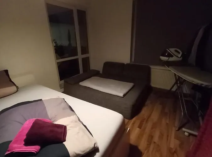 Tolle Private 2-zimmer Im Szene Berlin-friedrichshain